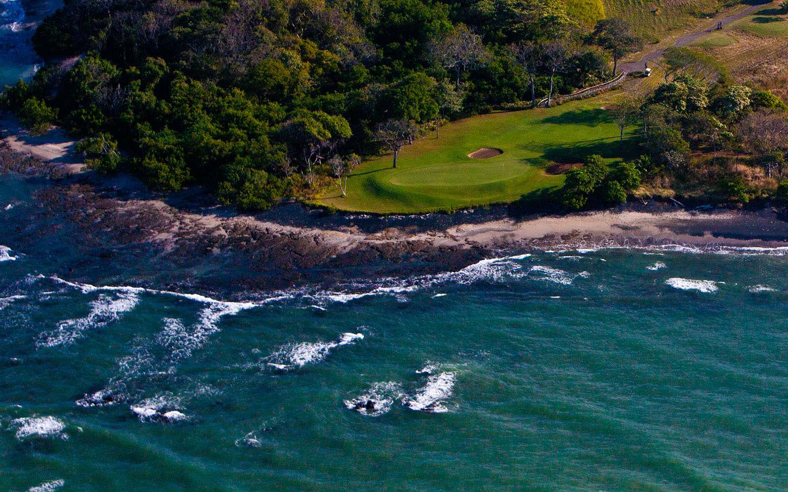 Where Golf and Sea Meet